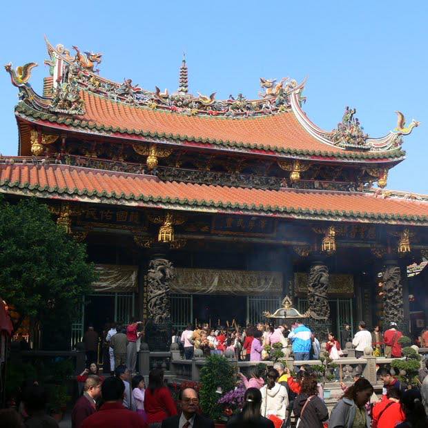 Mengjia Longshan Temple