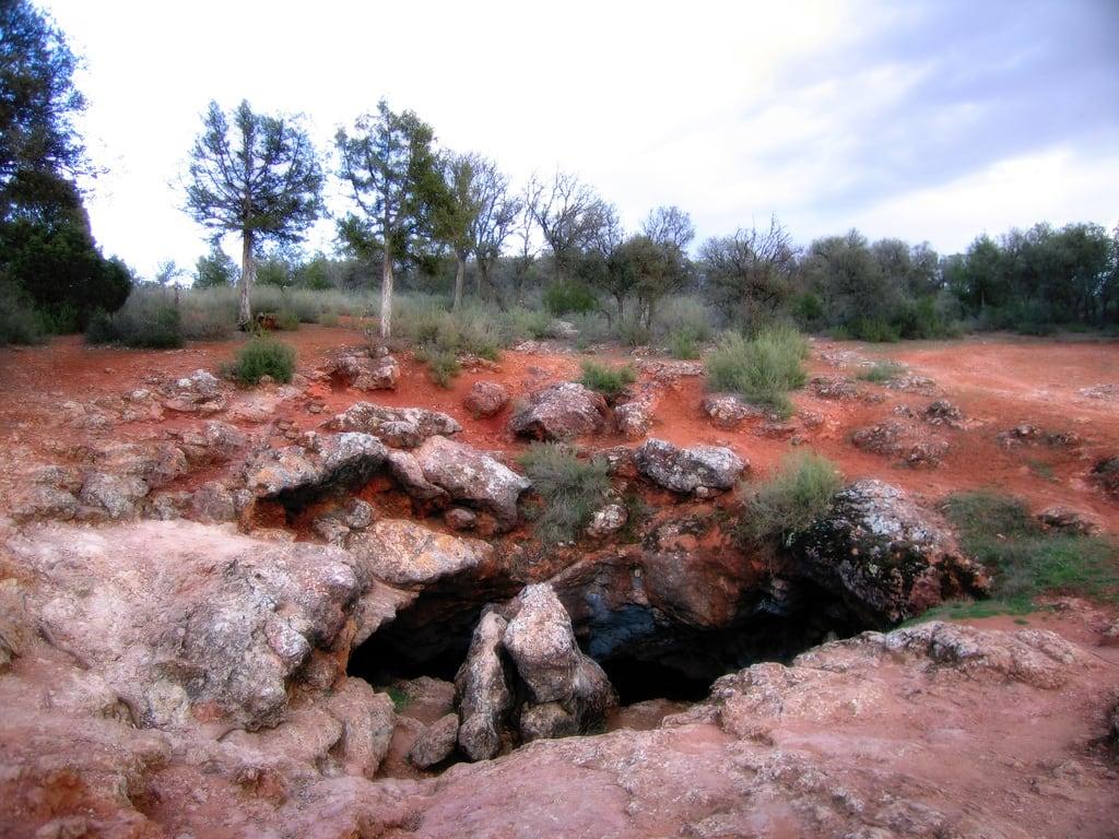 Gambar dari Cueva de Montesinos. españa geotagged spain quijote literature espagne cervantes quixote literatura spanien spagna mancha spanelsko