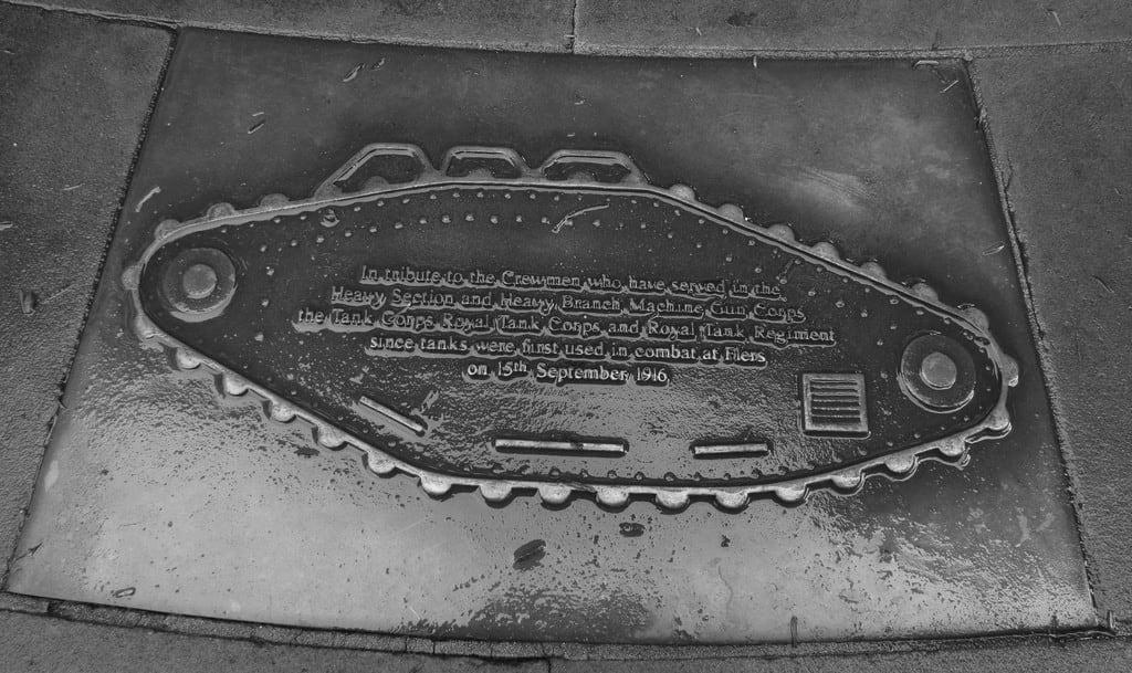 Obraz Royal Tank Regiment Memorial. davidholtlondon london saturday autumn 2013 october2013 october 191013 uk england londonoctober192013 bw blackwhite blackandwhite