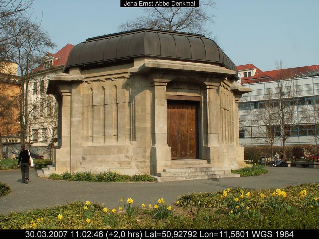 Image of Abbe-Denkmal. geotagged jena stadtrundgang sehenswürdigkeiten froutes freizeitrouten geo:lat=50927921 geo:lon=11580096