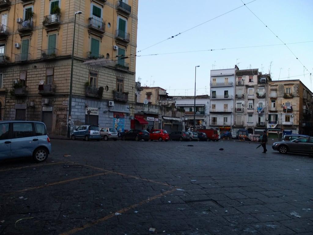 Bild von Porta Capuana. street napoli naples ulica neapol