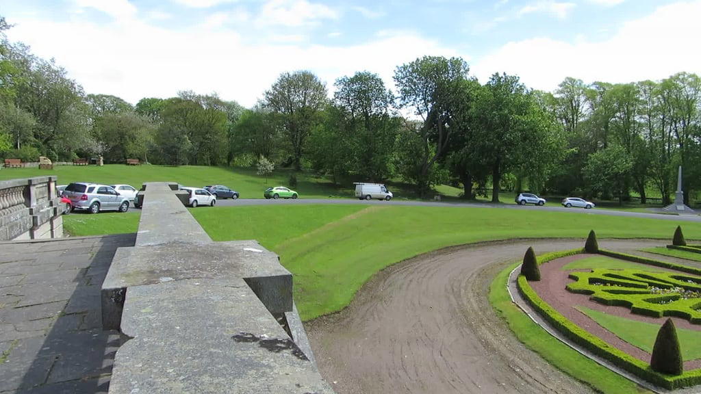 Gambar dari Barnard Castle. 