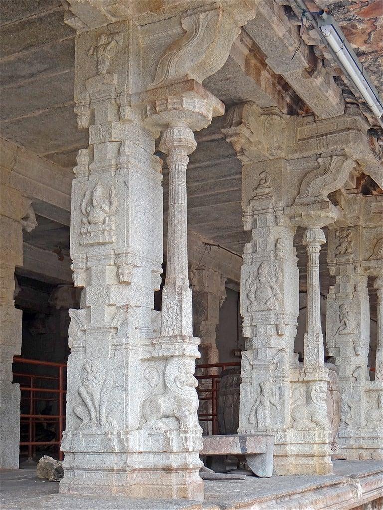 Изображение Temple Ruins. india temple shiva hampi inde vijayanagar virupaksha mandapa dalbera