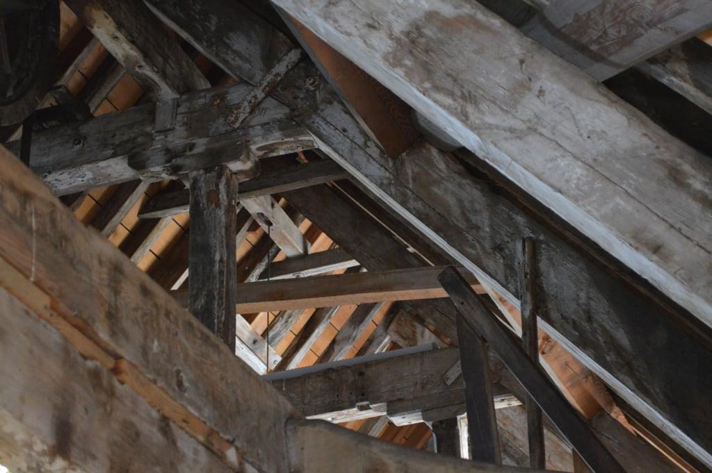 Imagem de House Mill. roof beams housemill