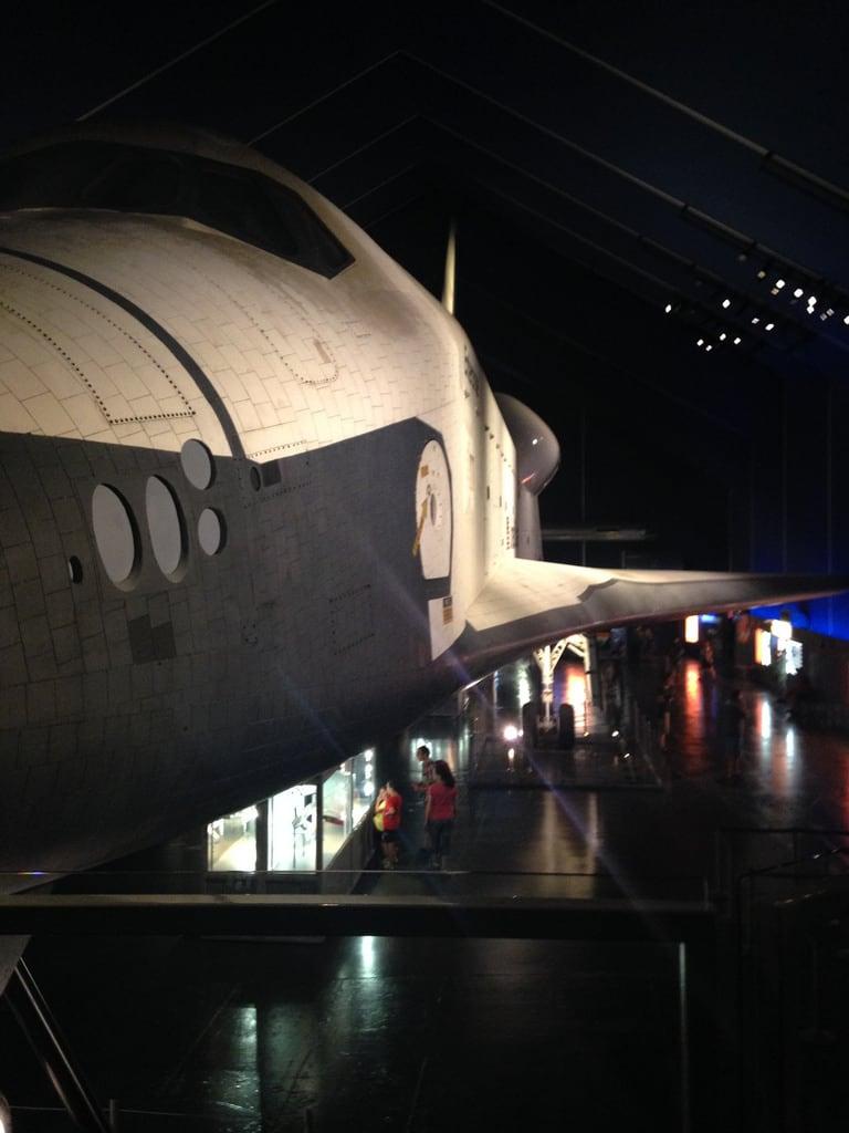 Gambar dari Space Shuttle Enterprise. 