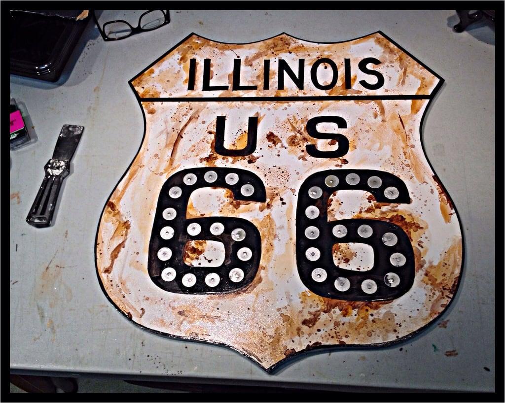 Image de Historic US 66 (IL). us66route66atlantailhistoricroadsideattractiontourismphotoopsightseeingmotherroad route6666highwaymotherroadillinoishistoriccompetitionroadsignatlantabloomingtonpontiaclincolnspringfield
