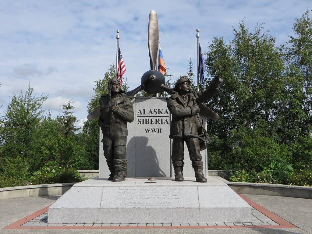 Hình ảnh của Lend-Lease Monument. usa alaska fairbanks worldwariimemorial alaskasiberia alaskasiberiaworldwariimemorial ww2lendleasemonument