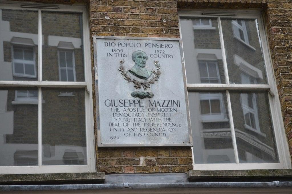 Immagine di Giuseppe Mazzini. italy plaque italian mazzini giuseppemazzini