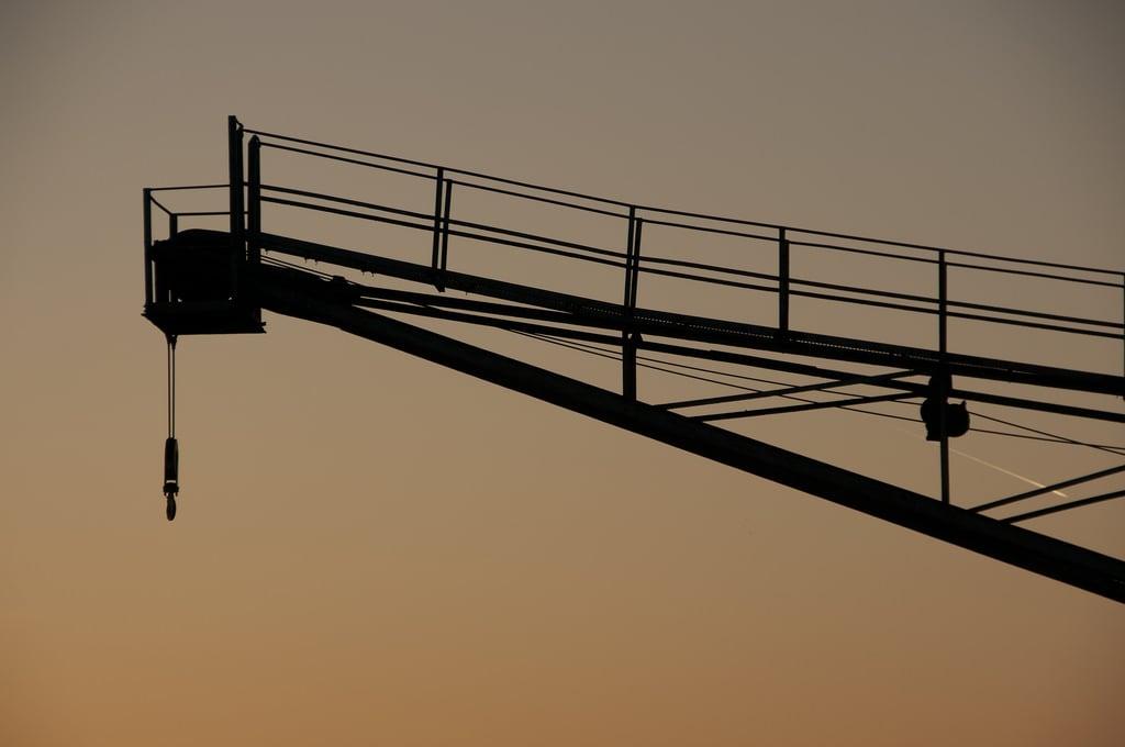 Imagine de Neuss. rot industry lines dawn kontrast kran industrie neuss k7 morgenröte lievenvm
