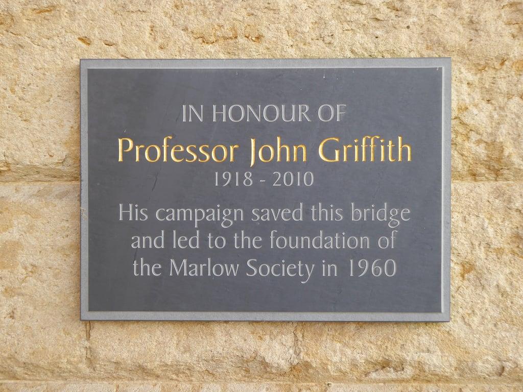 Image of Professor John Griffith. walk buckinghamshire thamespath bourneendtohenleyonthameswalk thamespathstage12