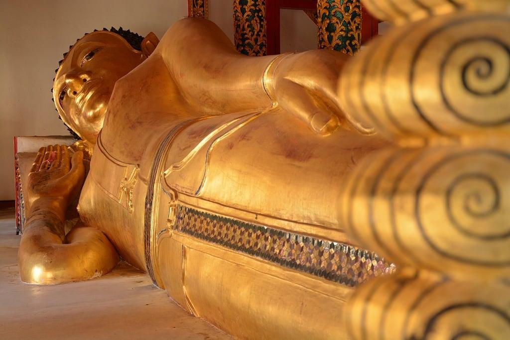 Imagen de Reclining buddha. travel nature thailand bangkok culture buddhism temples chiangmai krabi lanna tempel sukhothai lampang kolanta ayutthaya reizen 2014 arps paularps afsdxnikkor18140mm