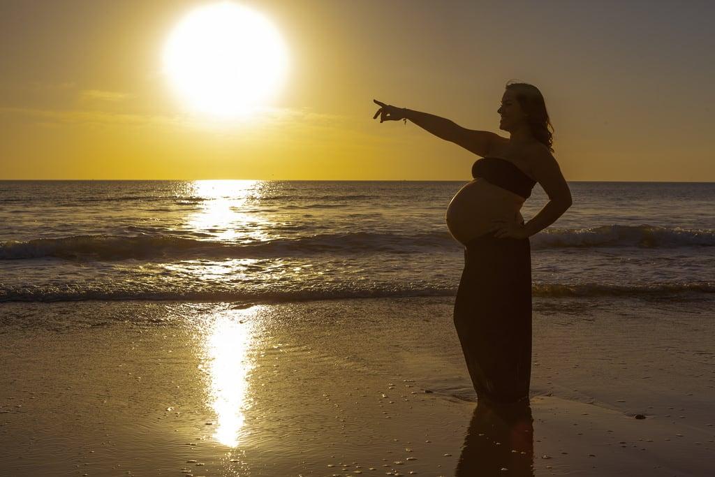 Gambar dari Playa de Santa Catalina. sunset woman sol beach del mujer barriga playa pregnant belly puesta embarazo