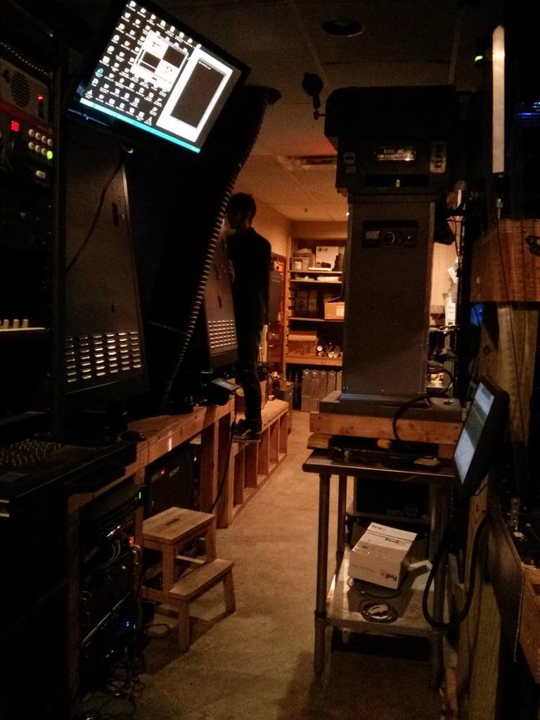Alamo Drafthouse Cinema - The Ritz 의 이미지. cinema austin projector ritz operator movietheater alamodrafthouse ikeastepstool