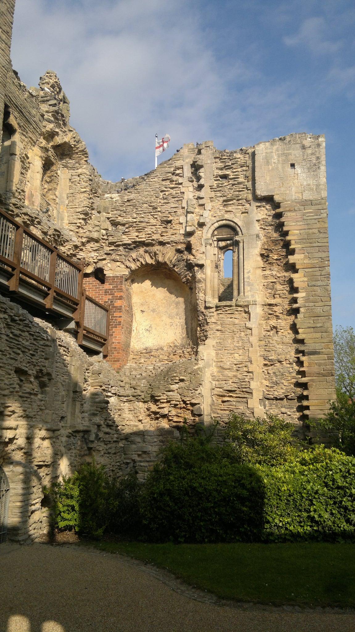 Зображення Newark Castle. 