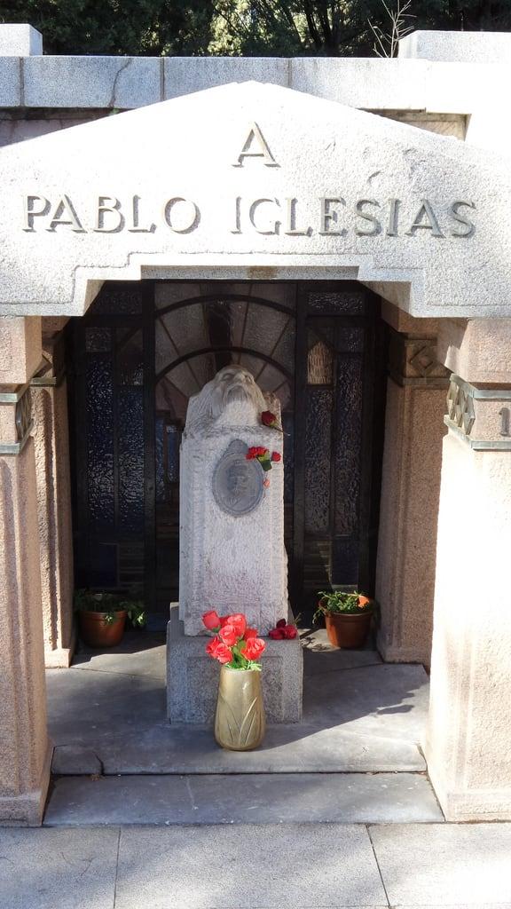 Pablo Iglesias の画像. madrid de la almudena cementerio laalmudena pabloiglesias