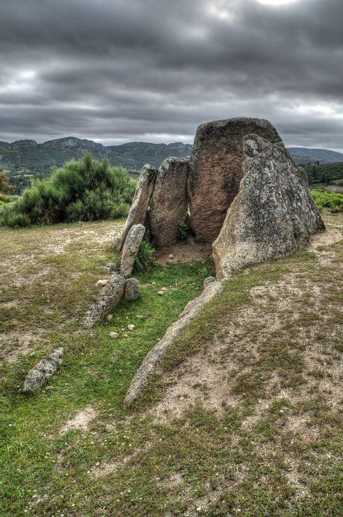 Image de Dolmen Data 2. dolmen extremadura alcántara calcolítico bicri550000377
