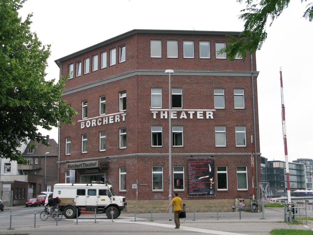 Hình ảnh của Wolfgang-Borchert-Theater. street urban water buildings germany deutschland photography cities cityscapes münster portarea borcherttheater