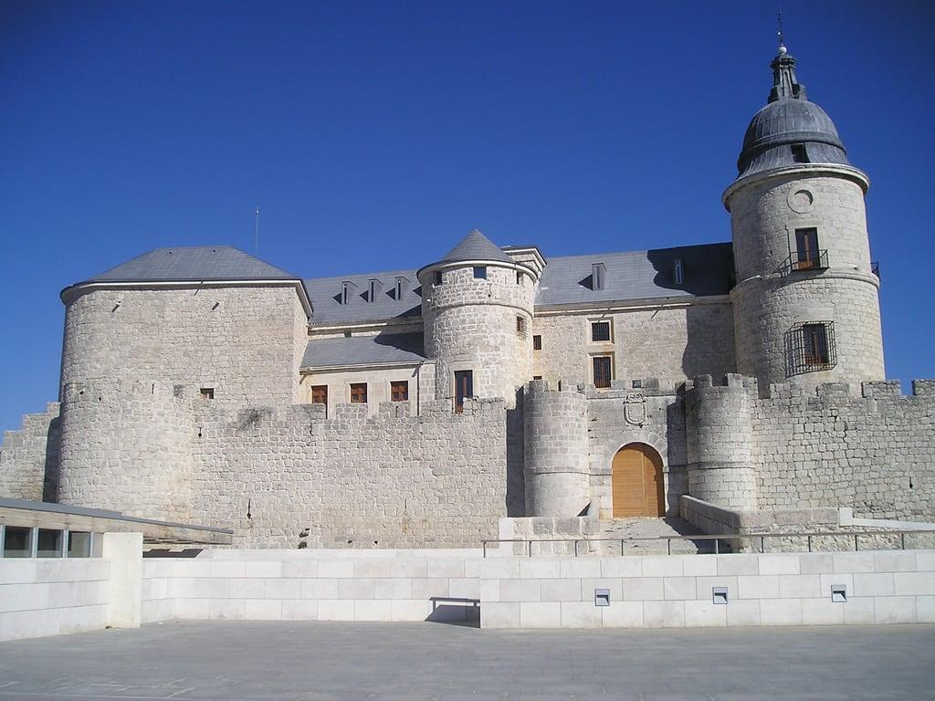 Castillo de Simancas görüntü. valladolid archivo castillo simancas