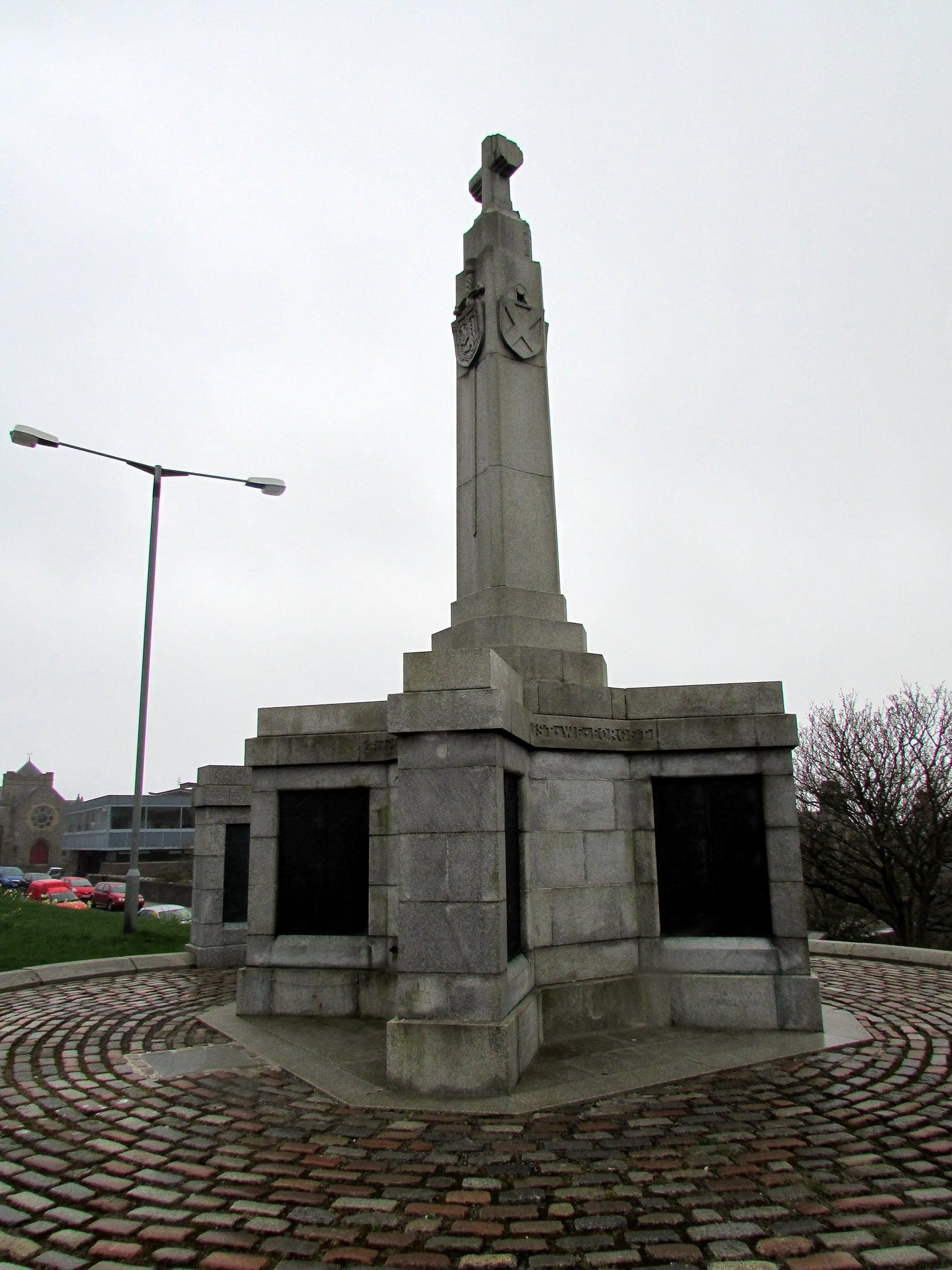 Imagine de War Memorial. shetland lerwick warmemorial
