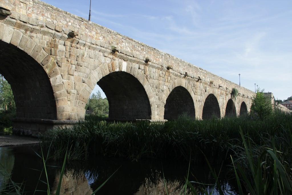 Puente Romano の画像. salamanca puenteromano