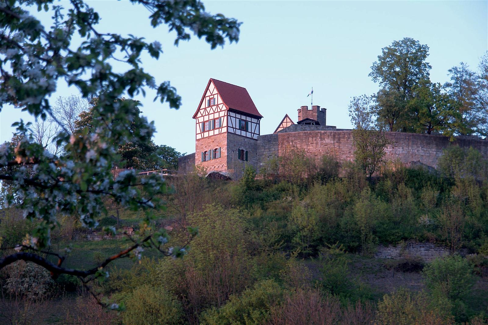 Image de Burg Königsberg. ruine burg königsberg schlossberg burgruine burgberg ausflugsziel ausflugsort