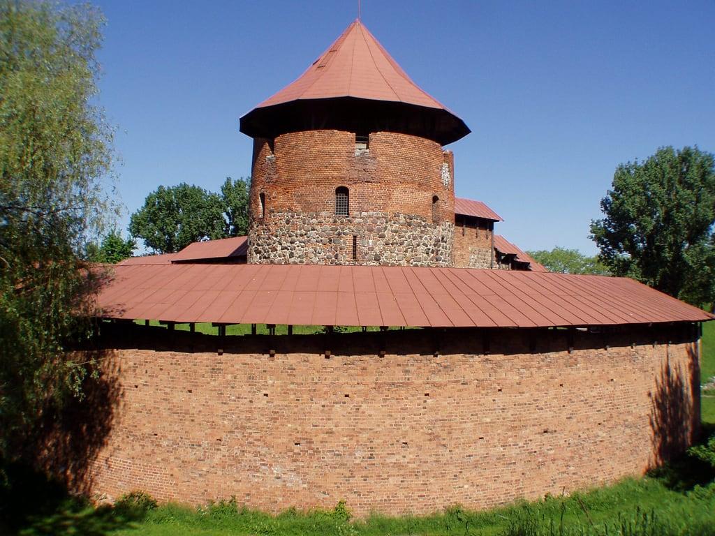 Obraz Kauno pilis. old tower castle town round fortifications bastion altstadt lithuania kaunas lietuva pilis centras kauno