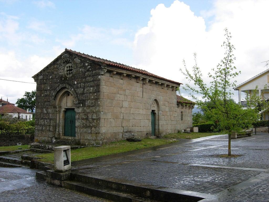 Capela de Santo Abdão の画像. portugal arte lima iglesia ponte igreja santo capilla capela aquitectura romanica correlha abdao