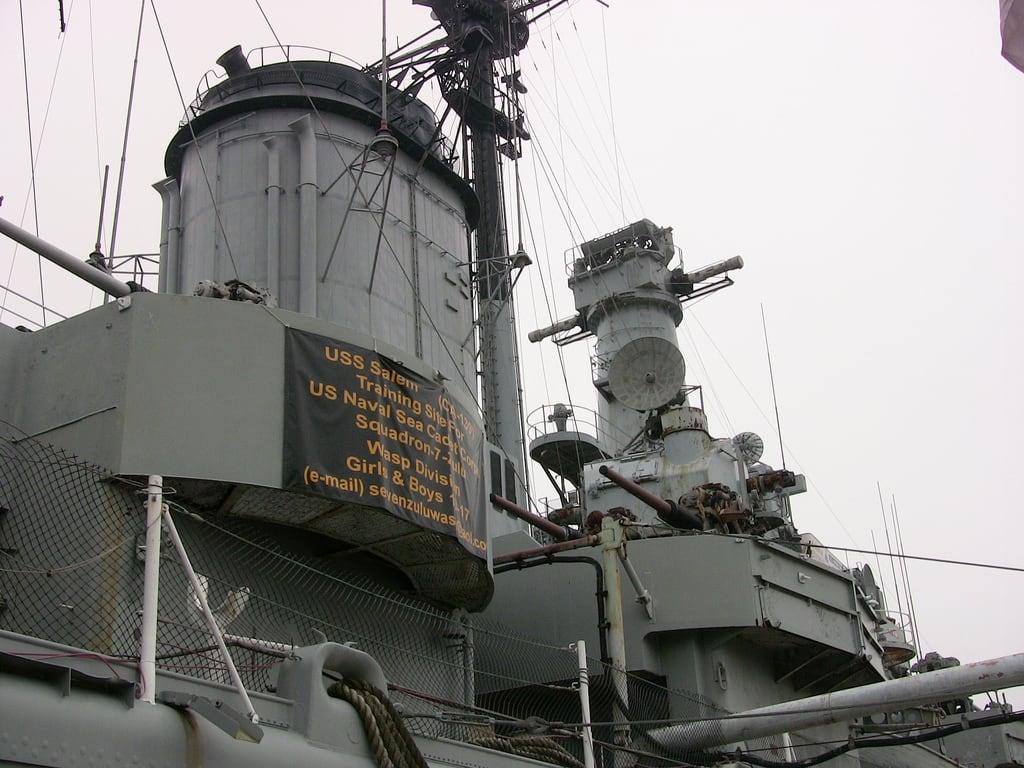 Imagem de USS Salem. bridge museum river quincy us ship general massachusetts navy american salem battleship shipyard uss dynamics fore decommissioned foreriver