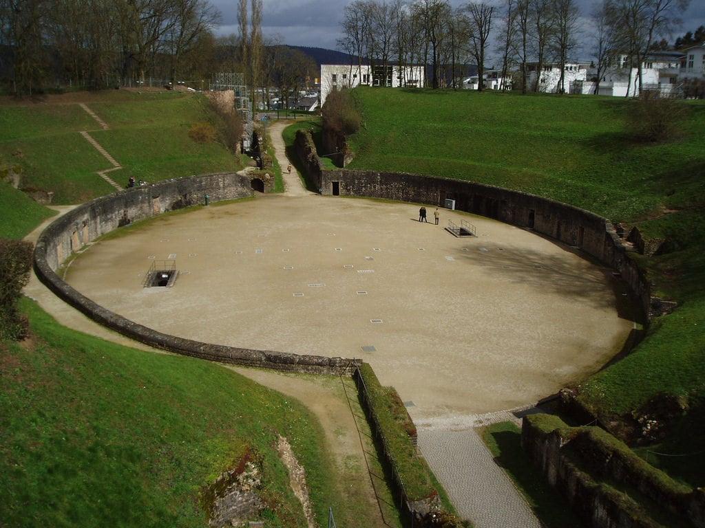 Bild von Amphitheater. amphitheater trier