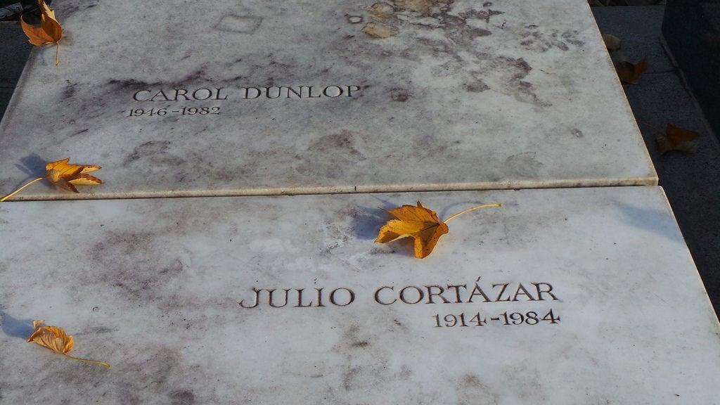 Julio Cortázar की छवि. juliocortázar caroldunlop