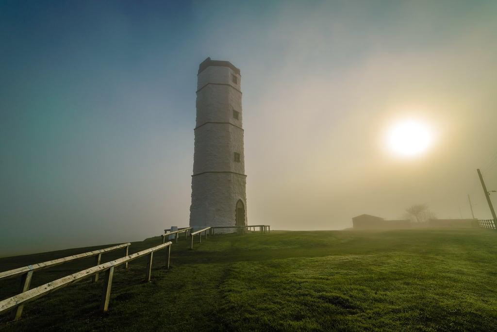 Obraz Old Lighthouse. morning lighthouse mist fog sunrise landscape nikon yorkshire fret bridlington flamborough flamboroughhead seafret