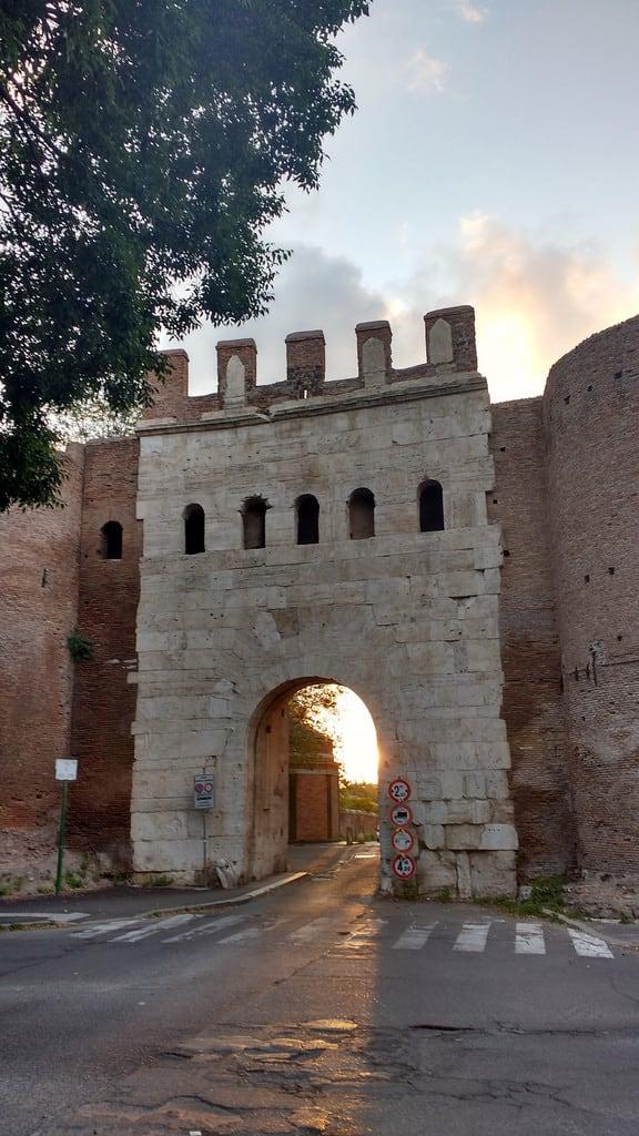 صورة Aurelian Walls. sunset italy rome spring muraaureliane aurelianwalls portalatina
