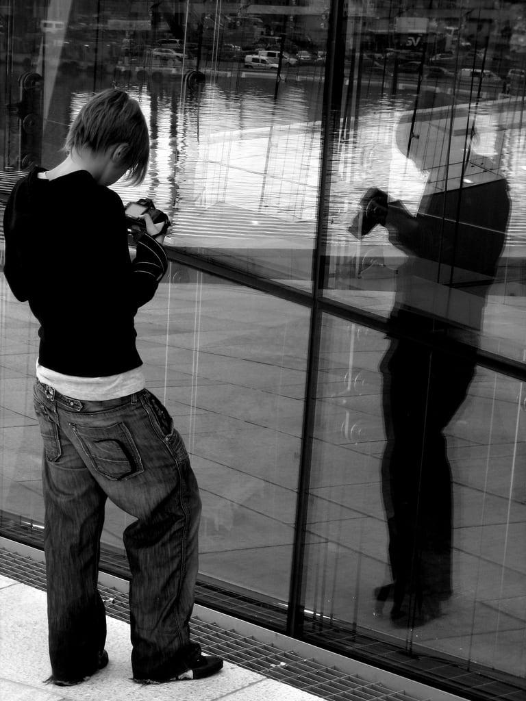 Εικόνα από Kirsten Flagstad. bw white black reflection oslo opera den og kirsten ida ballett plass norske operahuset bjørvika oslooperahouse flagstads