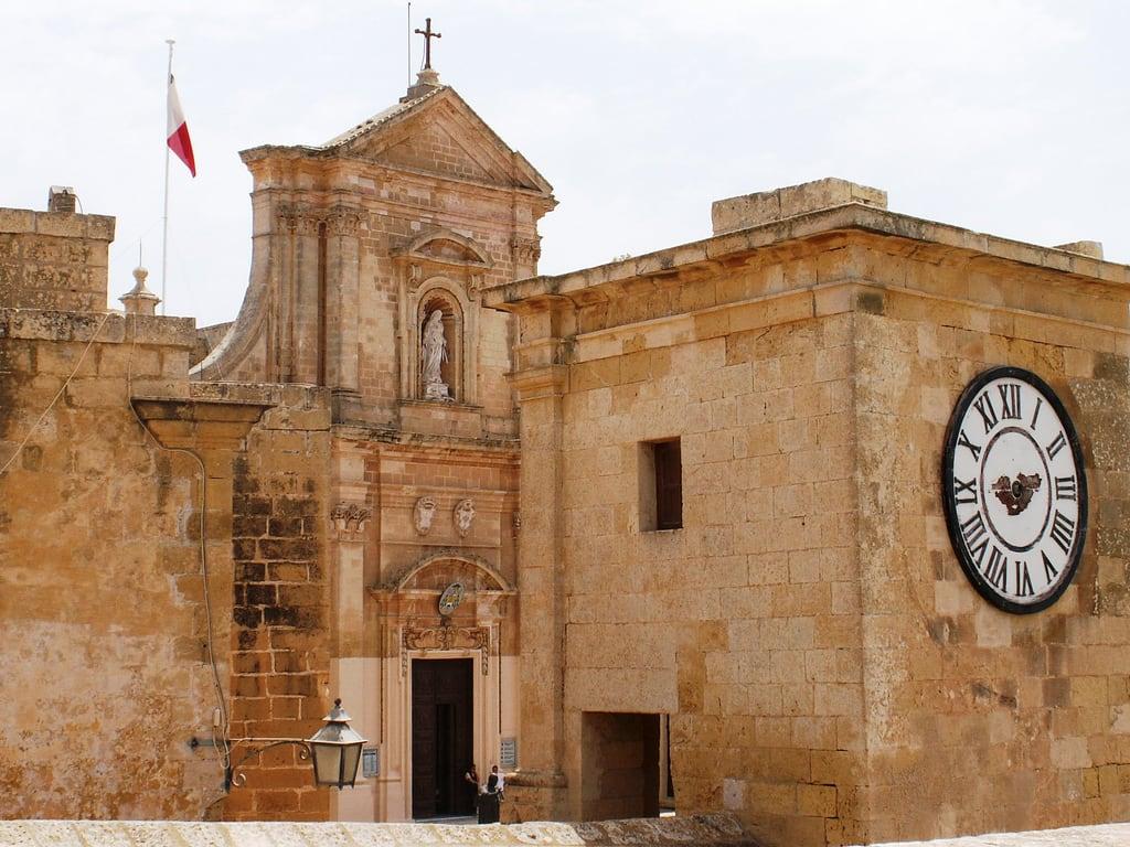 Image de Cathedral of the Assumption. clock cathedral time citadel victoria rabat gozo thecitadel cathedraloftheassumption ilkastel