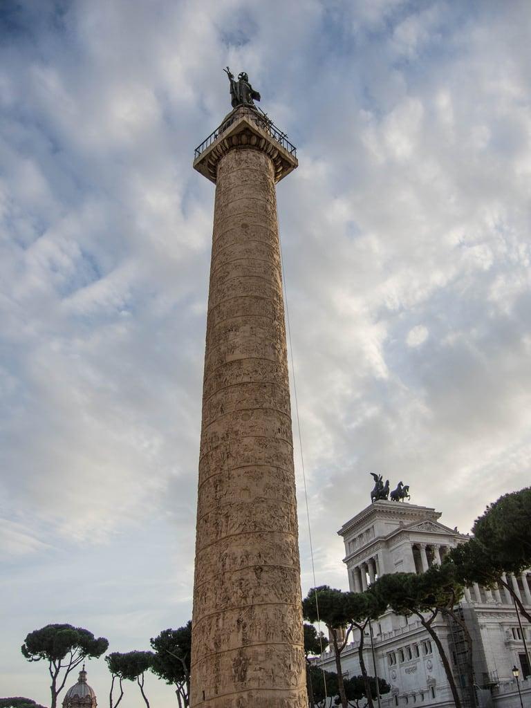 Trajan's Column 의 이미지. trajanscolumn rome antquity