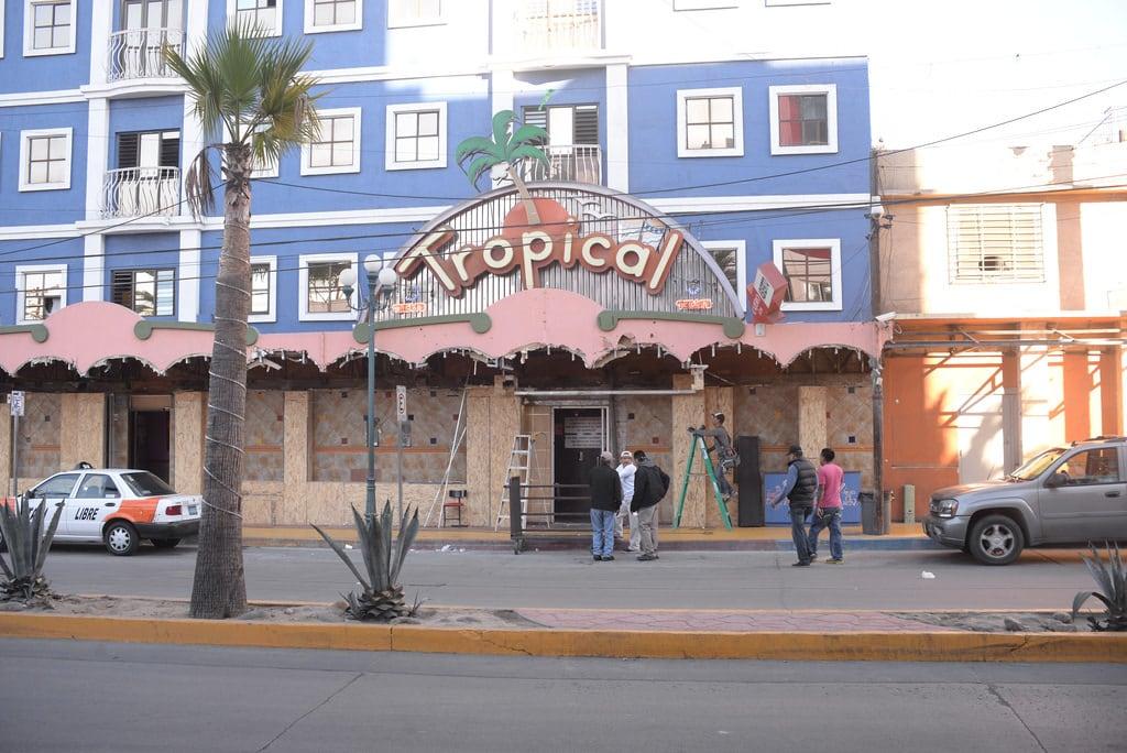 Immagine di Tijuana Arch. hotelrizodeloro tropicalbar zonanorte tijuanabcnmexico nikond610 nikkor35105mmƒ3545af geotagged