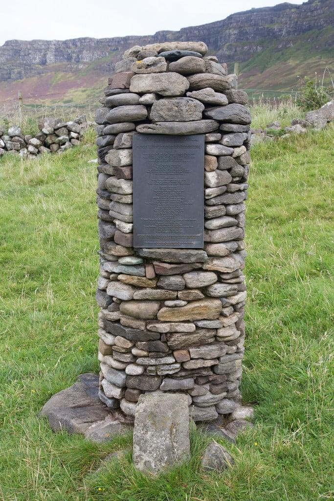 Afbeelding van Eigg War Memorial. warmemorial memorial cleadale eigg isleofeigg eileaneige scotland archhist itmpa tomparnell canon 6d canon6d
