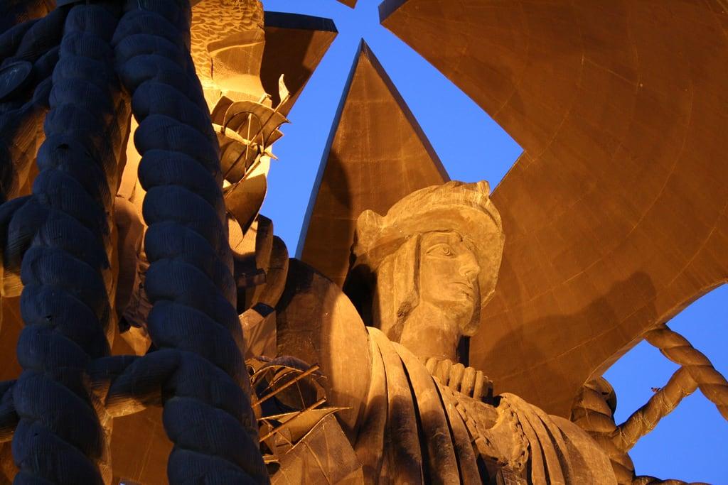 Gambar dari Monumento a Colon. sevilla monumento escultura cristobal colón
