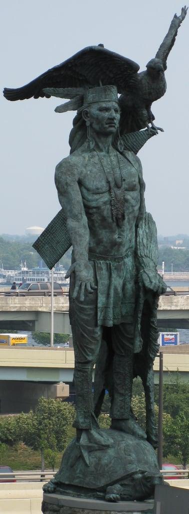 Изображение Statue of Tamanend. philadelphia us 2008 06140615philadelphia