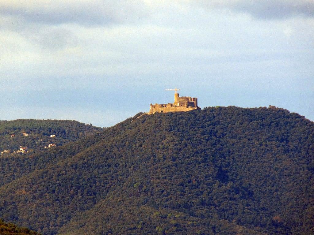 Castell de Montsoriu képe. hostalric