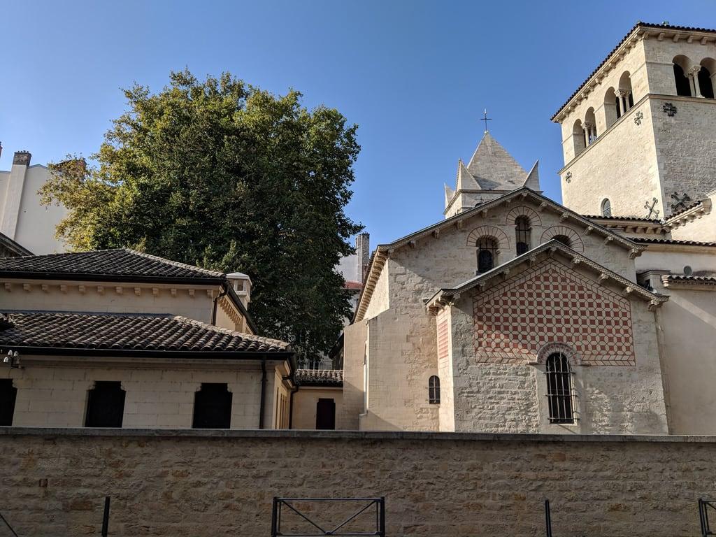 Basilique Saint-Martin d'Ainay képe. france auvergnerhônealpes auvergnerhonealpes rhônealpes rhonealpes rhône rhone lyon geotagged