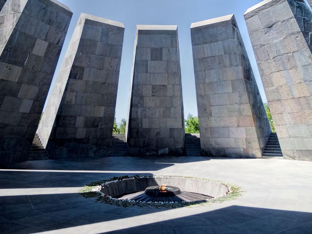 תמונה של 1915 Genocide Memorial. 