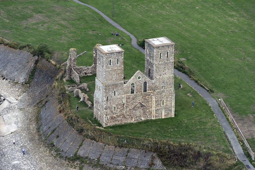 Hình ảnh của Reculver Towers. reculver towers hernebay kent romanfort above aerial nikon d810 hires highresolution hirez highdefinition hidef britainfromtheair britainfromabove skyview aerialimage aerialphotography aerialimagesuk aerialview drone viewfromplane aerialengland britain johnfieldingaerialimages fullformat johnfieldingaerialimage johnfielding fromtheair fromthesky flyingover fullframe