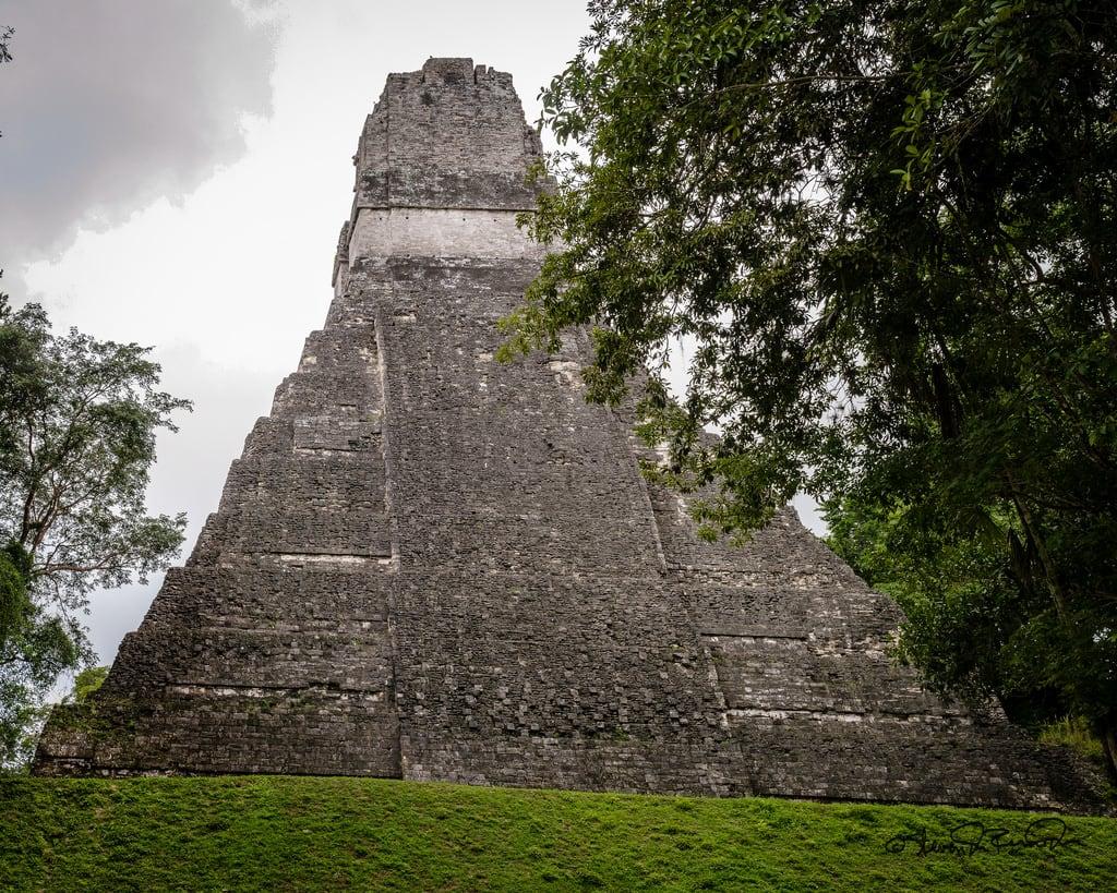 Immagine di Tikal. cstevendosremedios tikal petén guatemala gt
