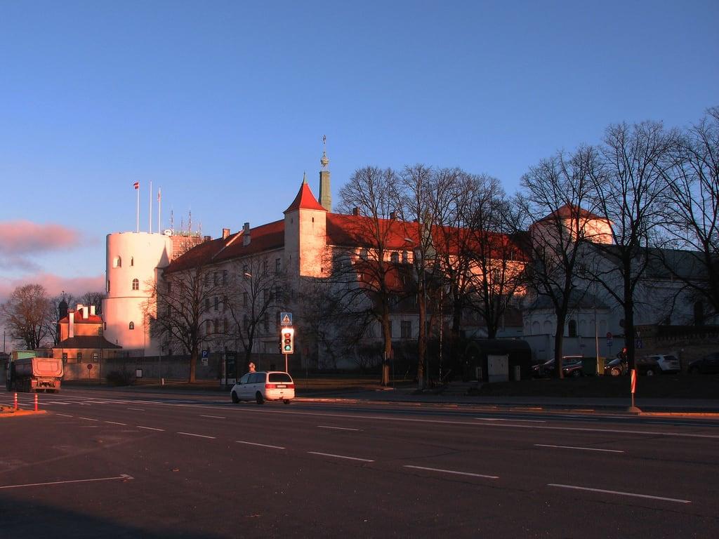Immagine di Riga Castle. latvia latvija riga vecrīga canon 2016 рига латвия