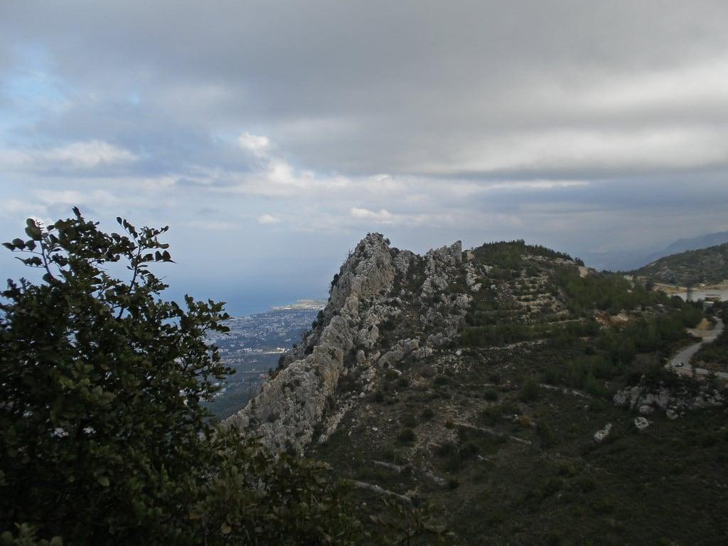 Imagine de Saint Hilarion Castle. northerncyprus st hilarion castle crusader rocks mountain kyrenia