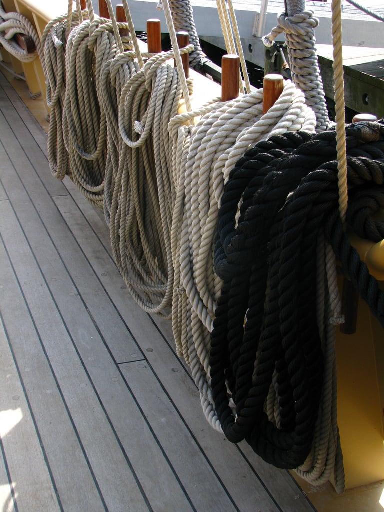 Bild von Godspeed. travel virginia boat ship rope 09 va 2009 jamestown godspeed jamestownsettlement
