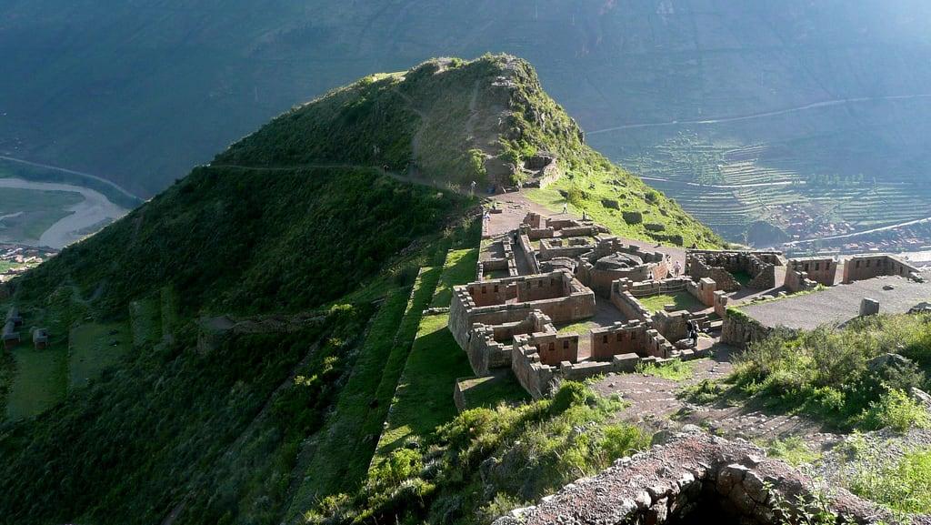 Intihuatana görüntü. history peru inca cuzco ruins cusco sacredvalley pisac pisaq vallesagrado