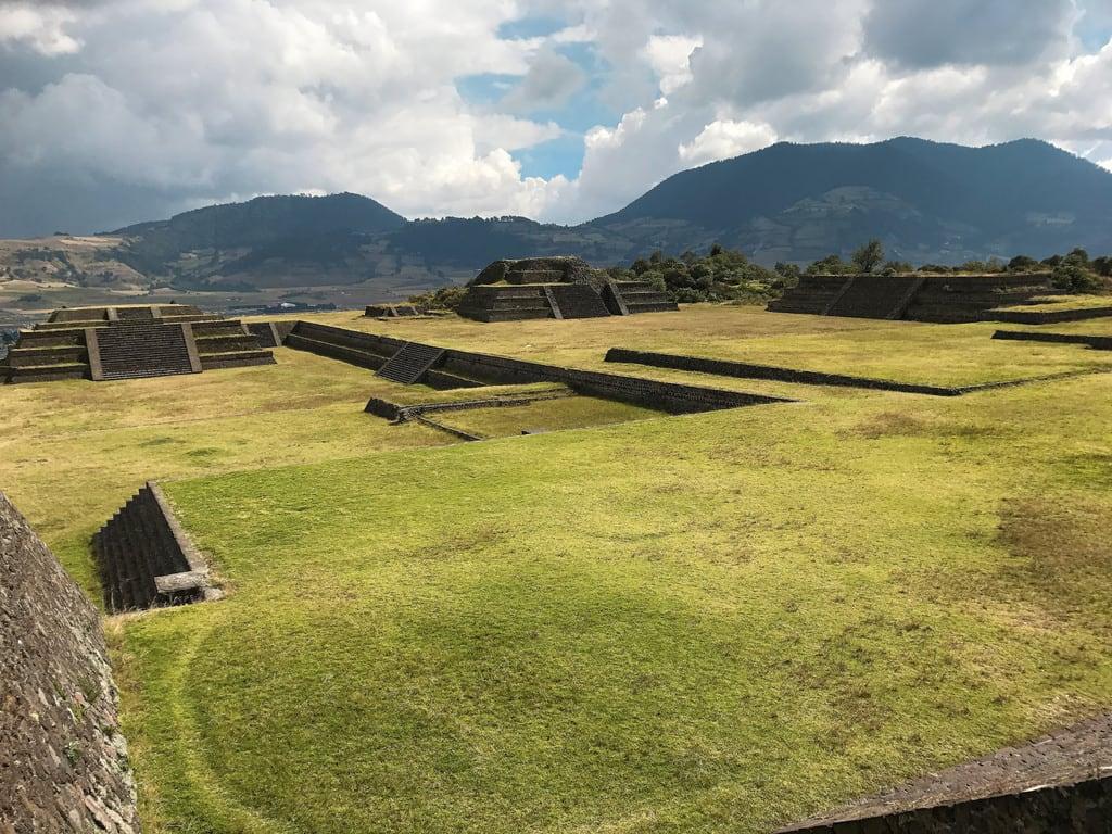 Bild von Teotenango. ruins pyramids ancient otomí board slope archeology tenango state mexico