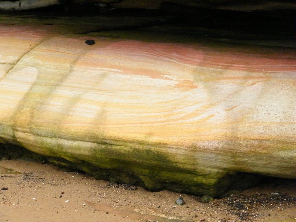 Rusty Hammer Beach 78 미터의 길이와 해변 의 이미지. beach rock rocks colours fujifilm ochre northsydney badangireserve berryisland wolstonecraft s2000hd ballsheadbay